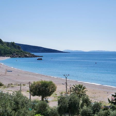Himara Royal Hotel Exteriör bild