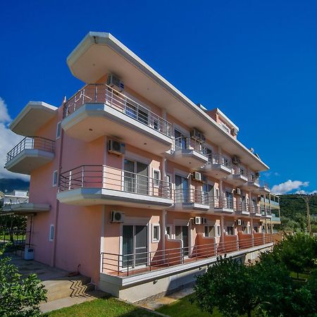 Himara Royal Hotel Exteriör bild
