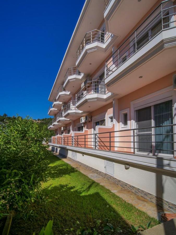 Himara Royal Hotel Exteriör bild