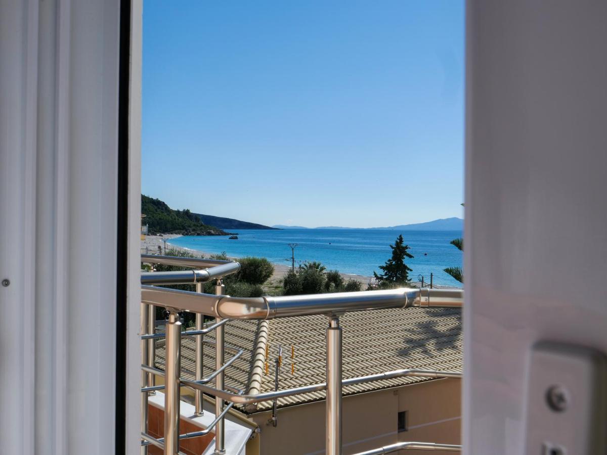 Himara Royal Hotel Exteriör bild