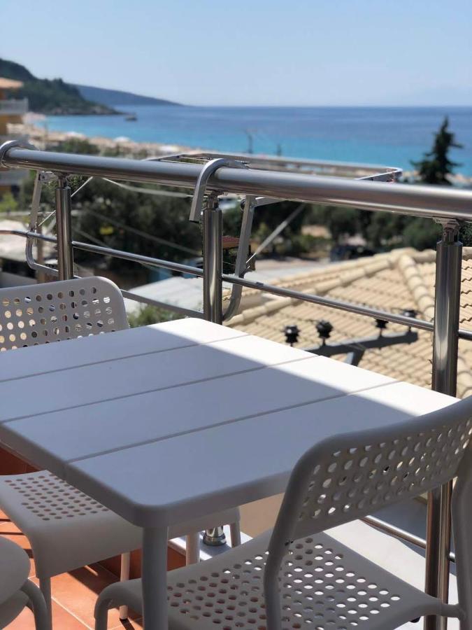 Himara Royal Hotel Exteriör bild