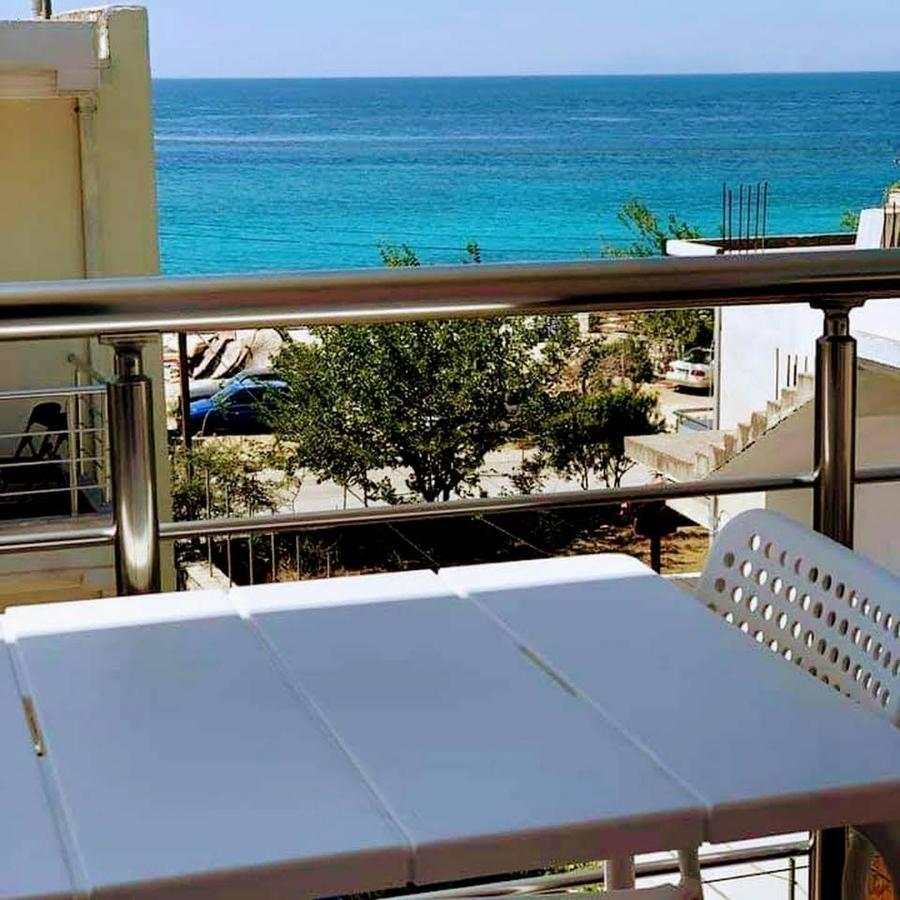 Himara Royal Hotel Exteriör bild